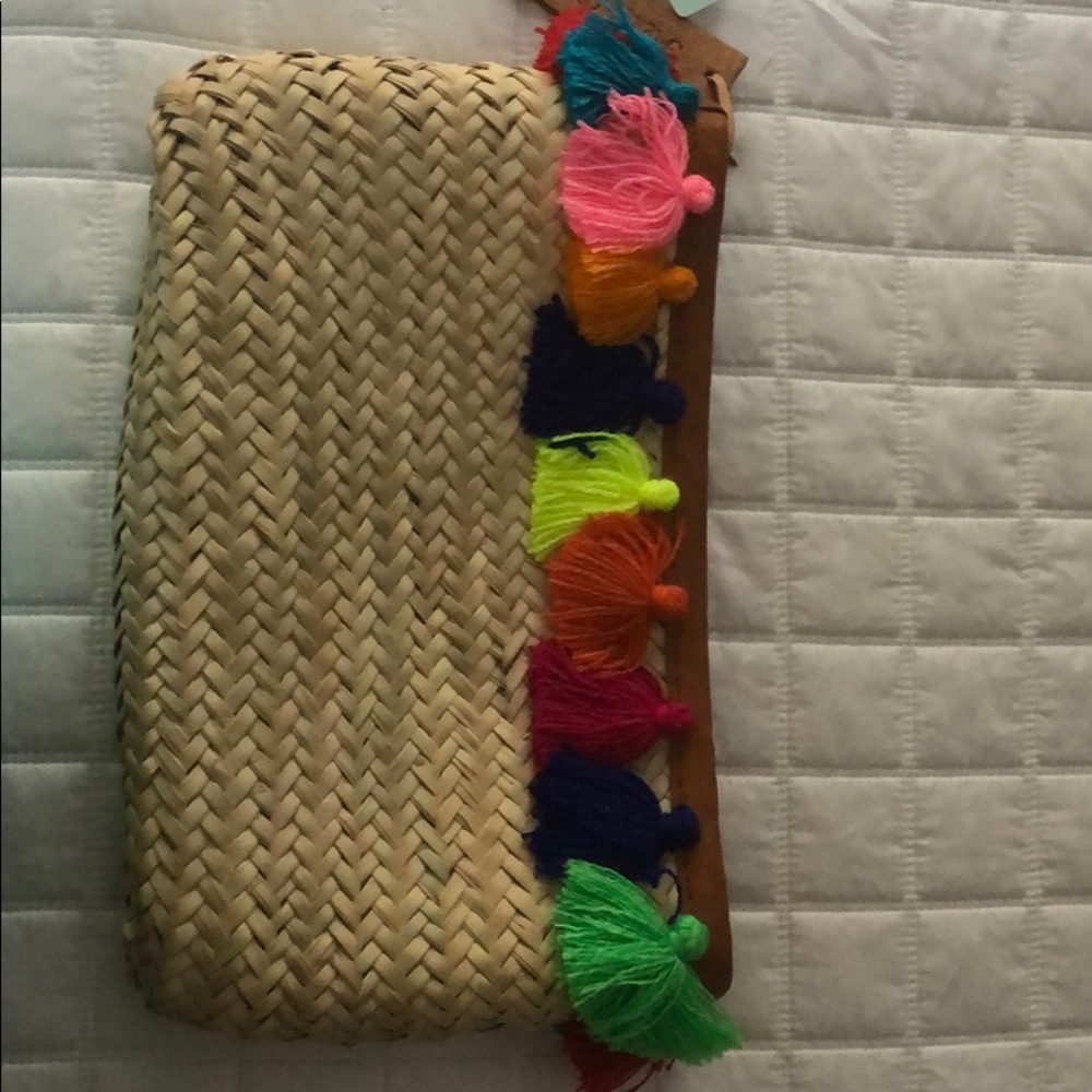 Straw clutch bag